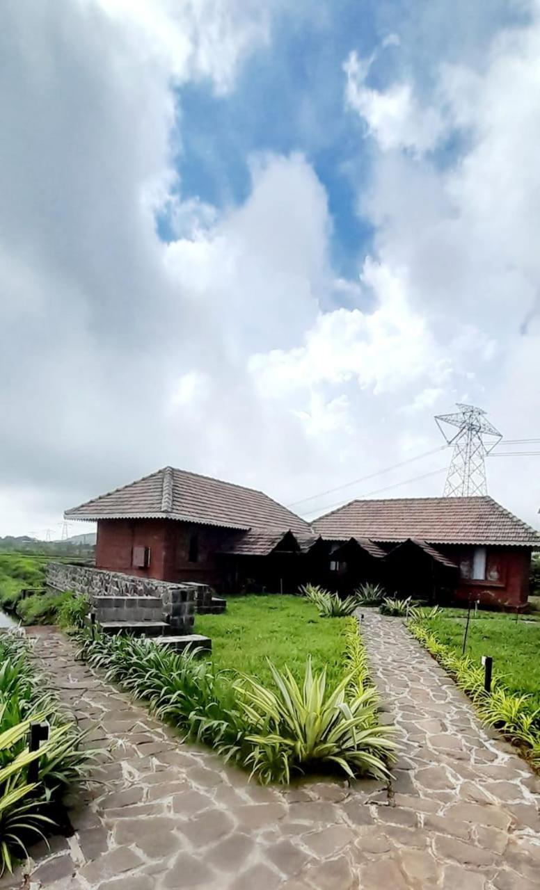 Umbartha Resort Naneghat Ghatghar Exterior photo